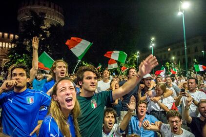 Italia campione d'Europa: tifosi in festa nelle piazze 9