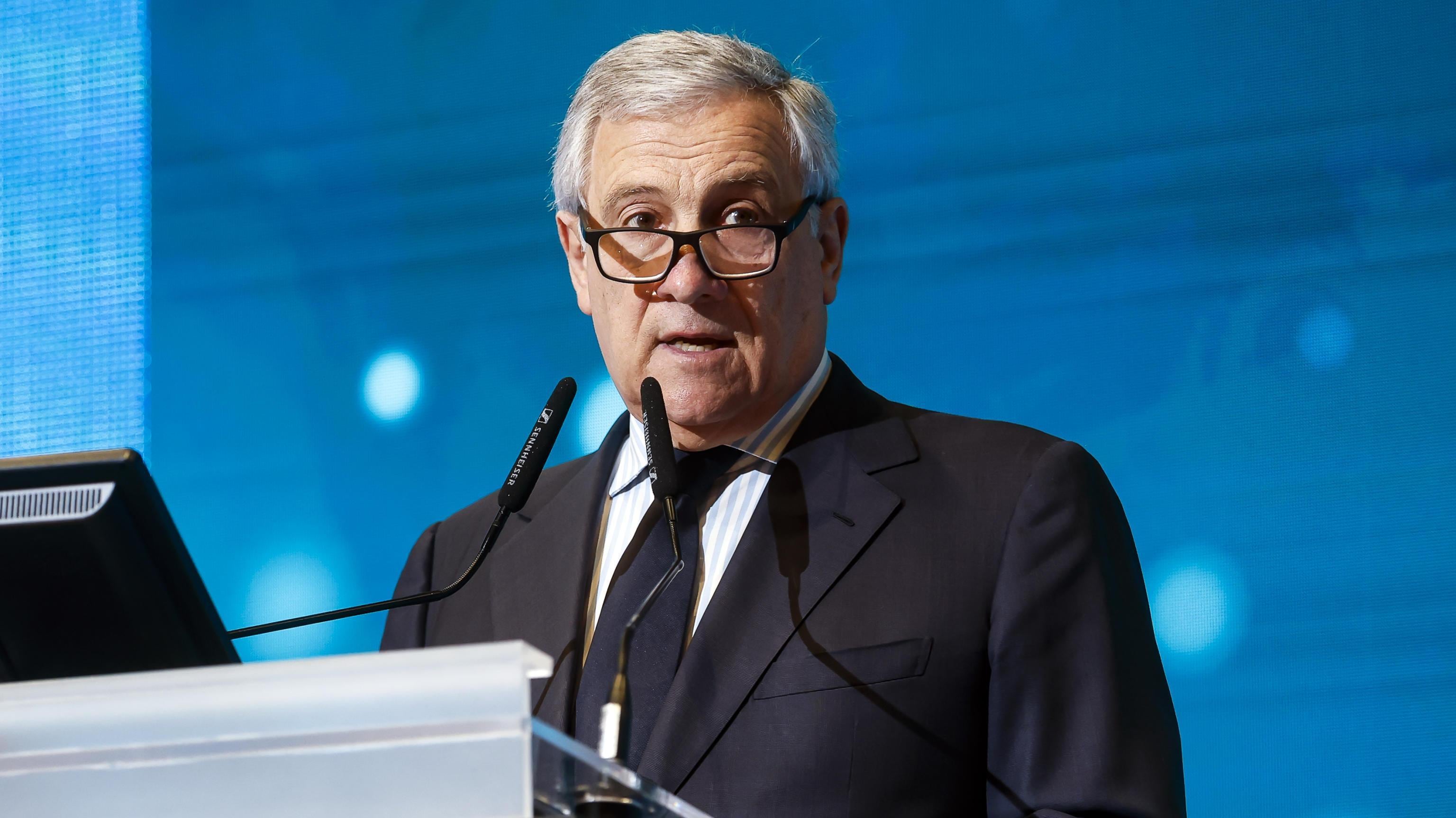 E la Farnesina difende l’export con la diplomazia