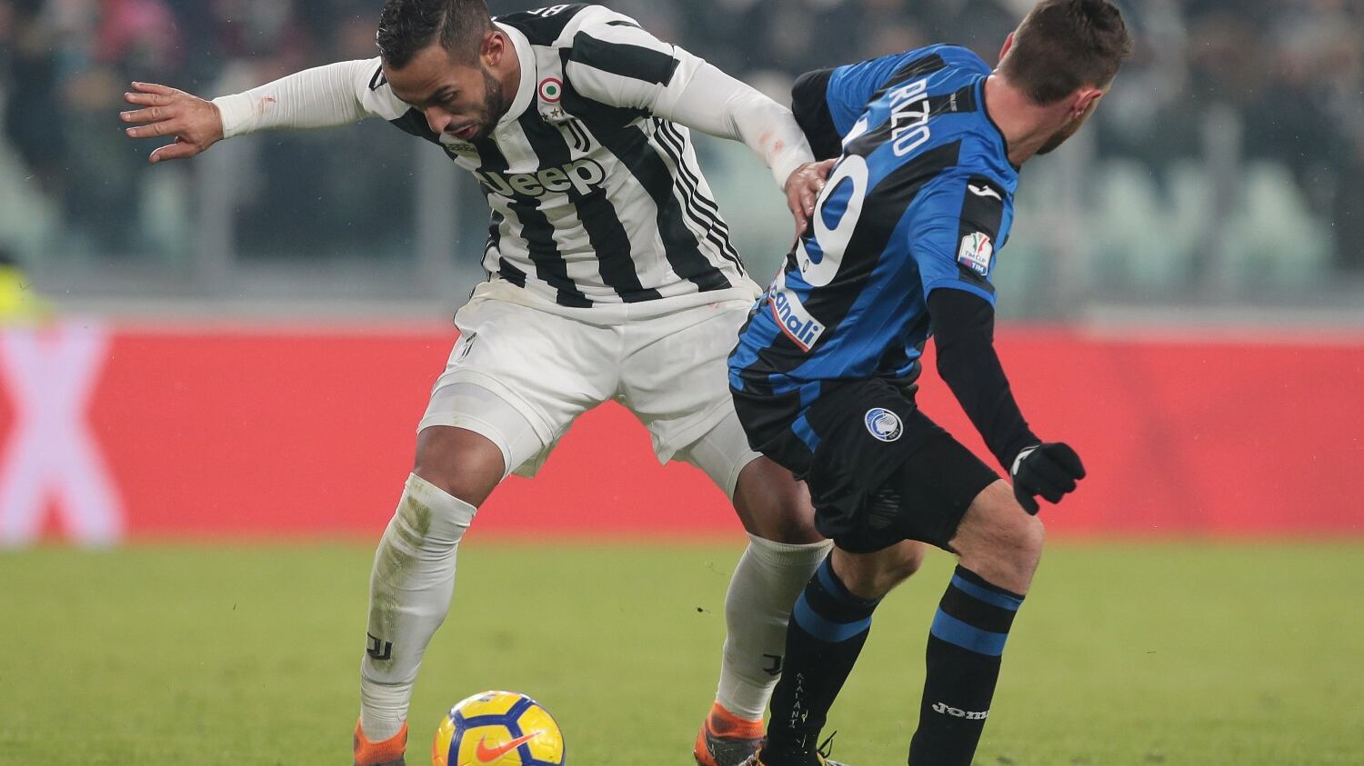 Benatia in tackle: "La Juventus vince per gli arbitri? Alibi dei perdenti"