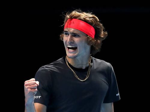 Atp Finals, Zverev supera Djokovic e conquista la Masters Cup