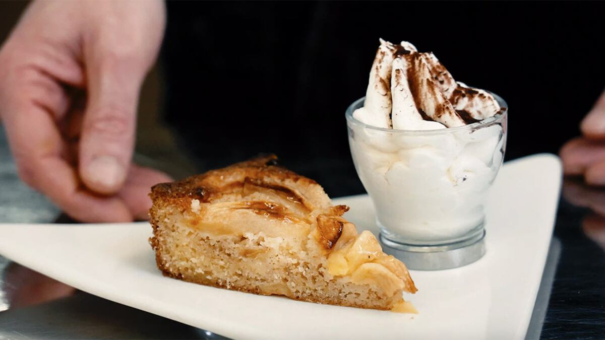 Torta di mele, la tradizione del frutto coltivato in Val Brembana