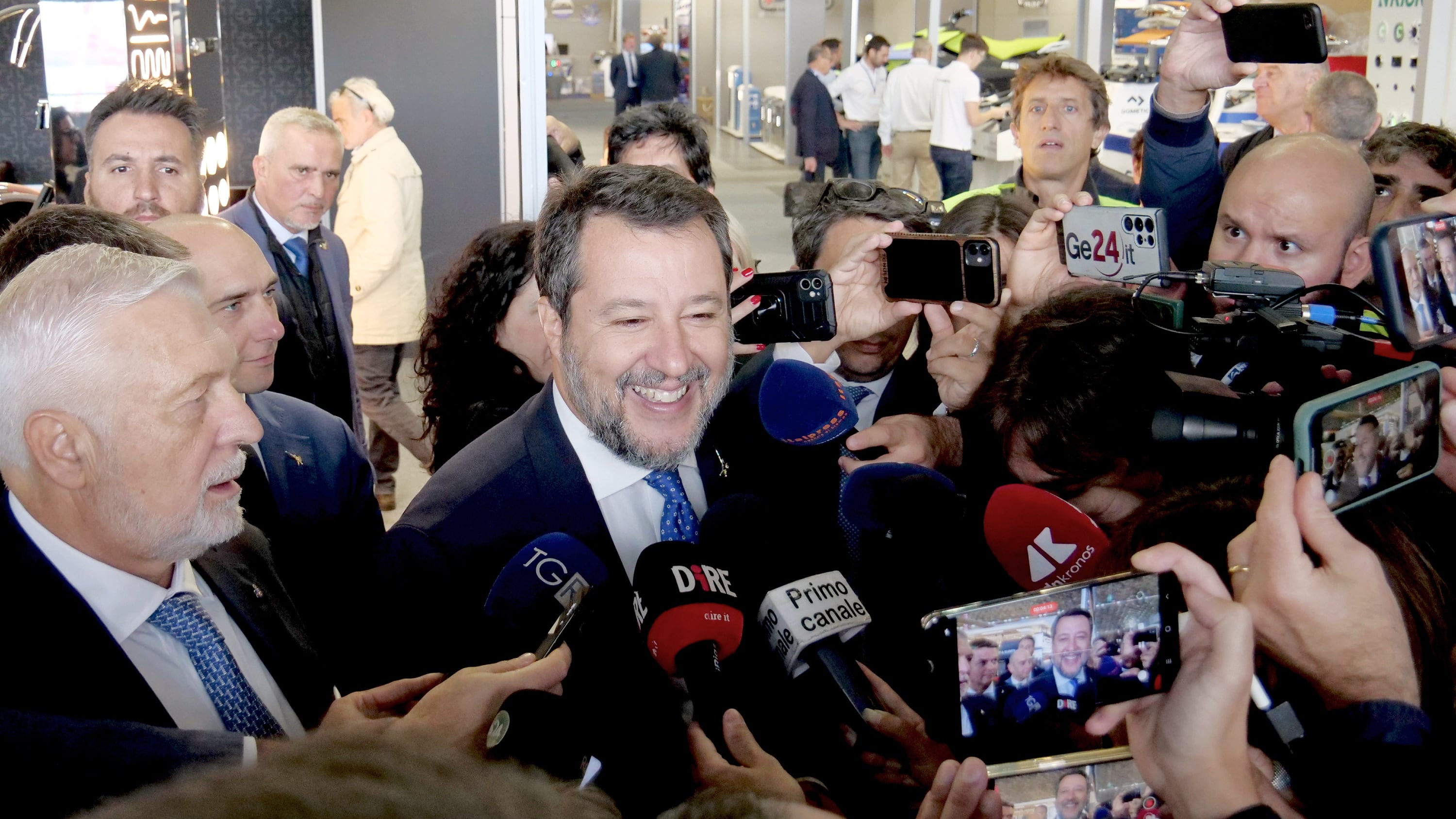 Asse Orbán-Salvini: fermare la guerra