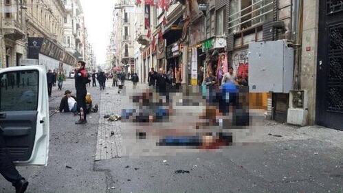Le immagini dell'esplosione a Istanbul 8