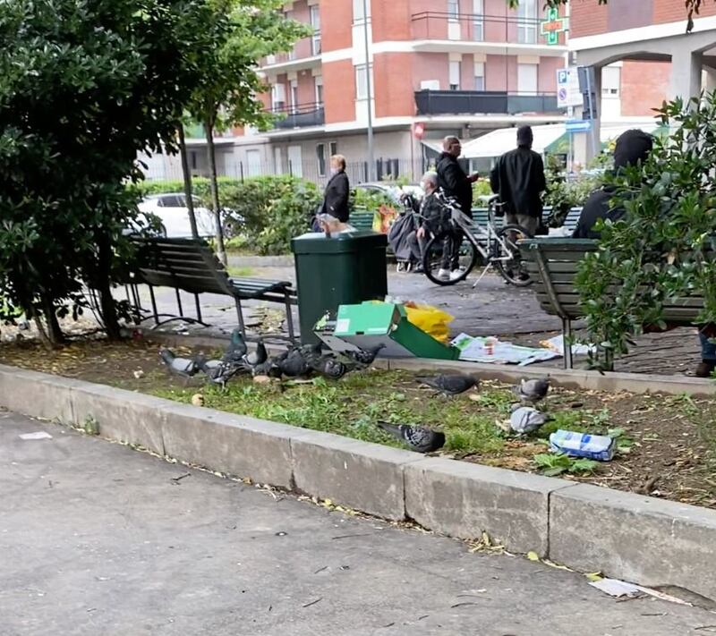 Milano, la denuncia della Lega: "Ecco il degrado vicino Pane Quotidiano" 6