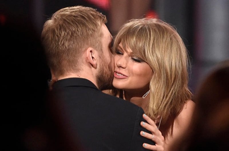Taylor Swift e Calvin Harris festeggiano il primo anniversario: foto 13