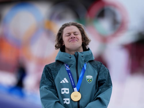 La neve è carioca, Pinheiro oro gigante. Tomba lo incorona "Sei il migliore"