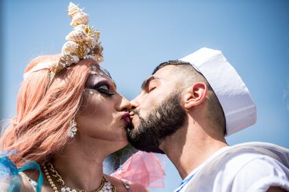 Il Gay Pride sfila per le strade di Roma 4