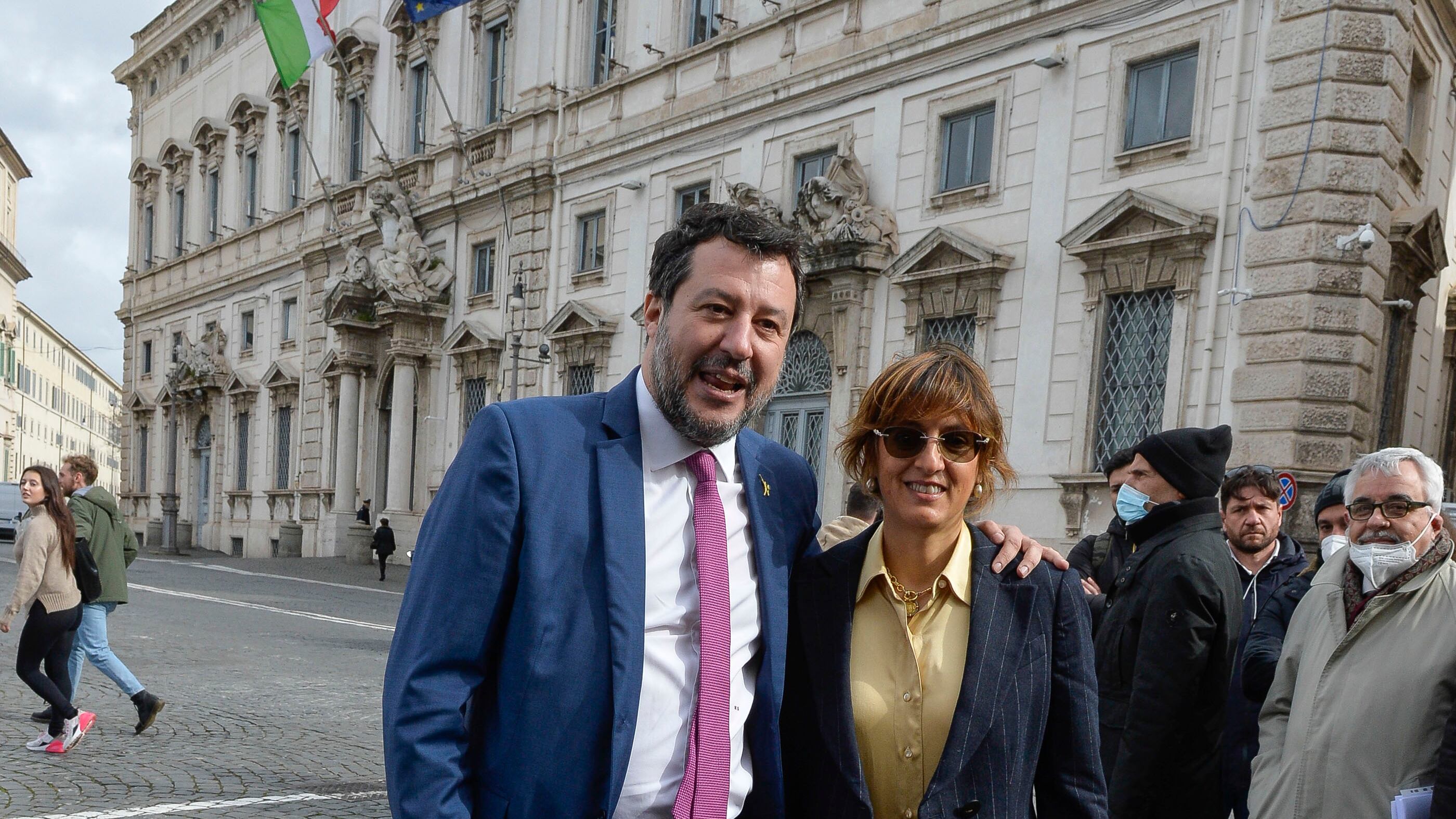 La Consulta boccia il suicidio assistito: "Non tutela la vita". E oggi si decide su droga e giustizia