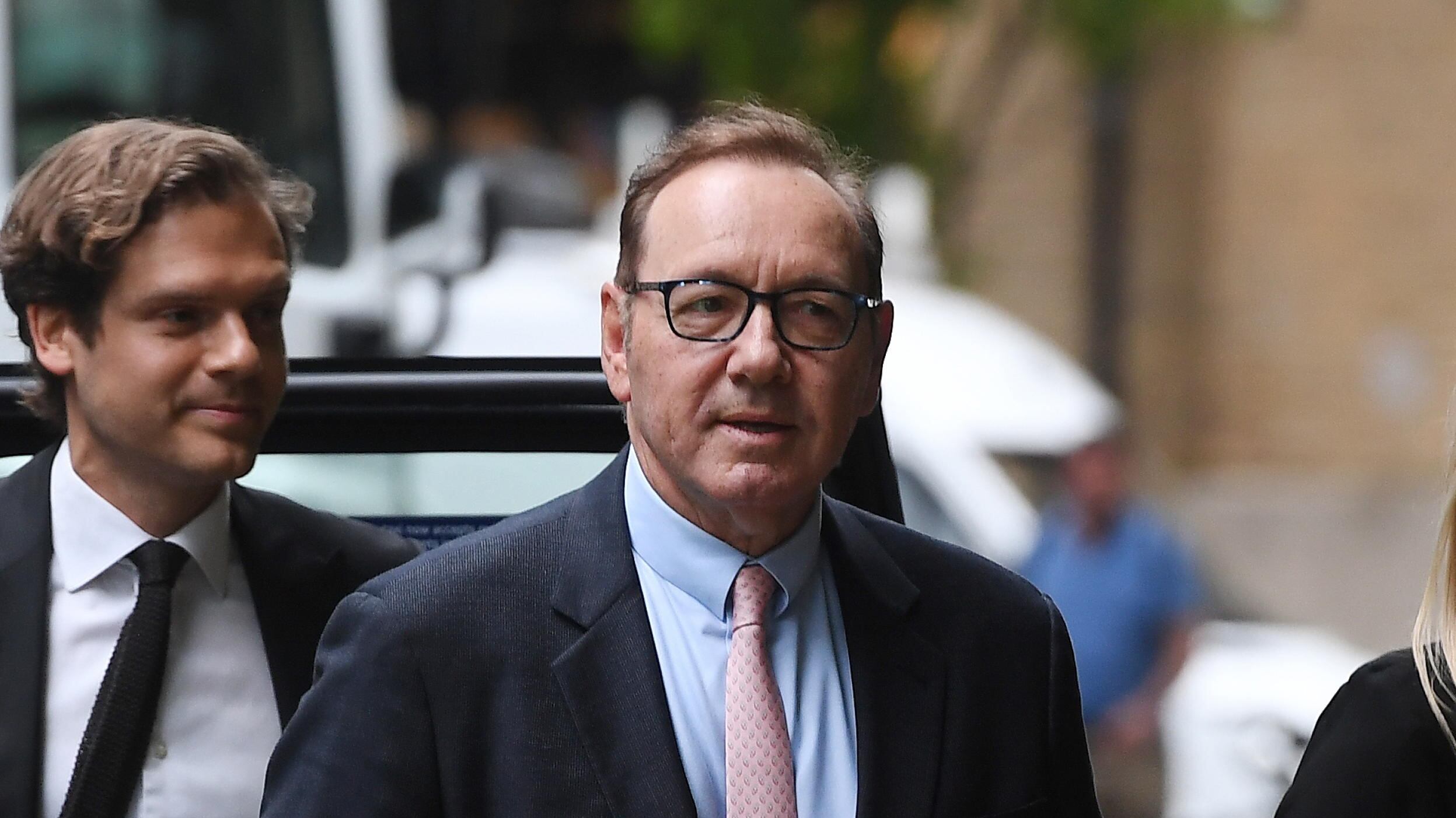 Si apre oggi il processo londinese di Kevin Spacey: 12 accuse di molestie sessuali