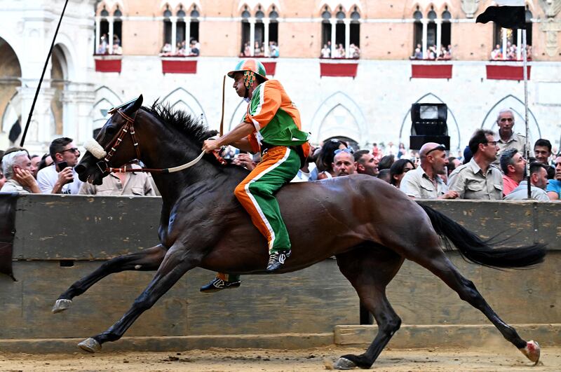 Tittia da record al Palio di Siena: quinta vittoria di fila 6