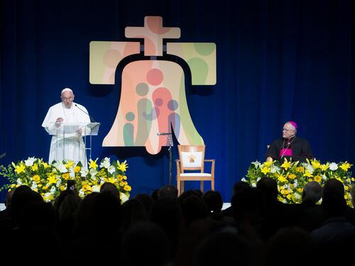 Se un attivista gay legge alla Messa con papa Francesco