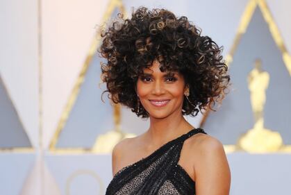 Halle Berry, sexy e talentuosa 19