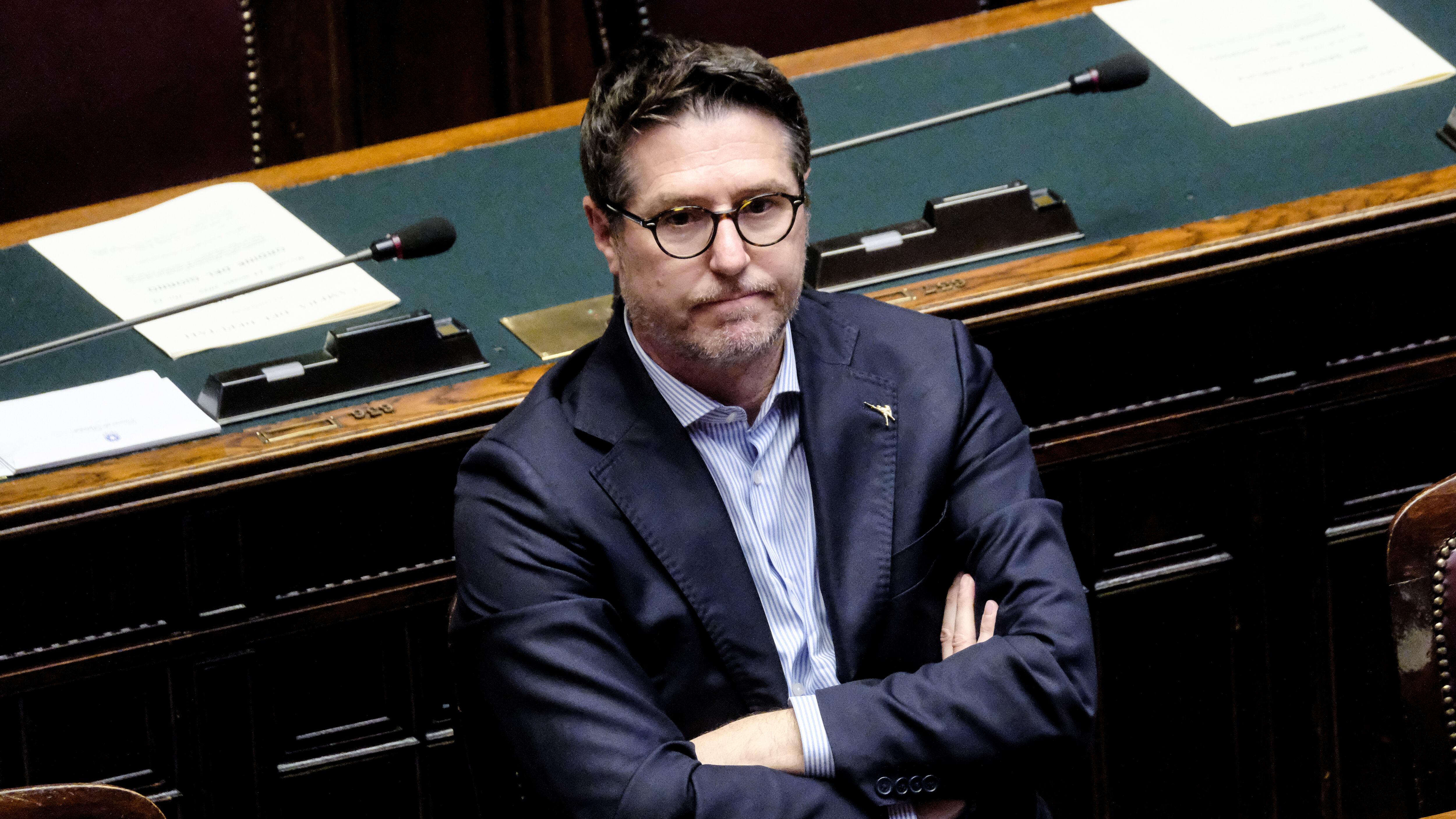 Molteni non sarà al vertice Usa sul "terrorismo rosso". Salvini: "Non so se il governo manderà altri"