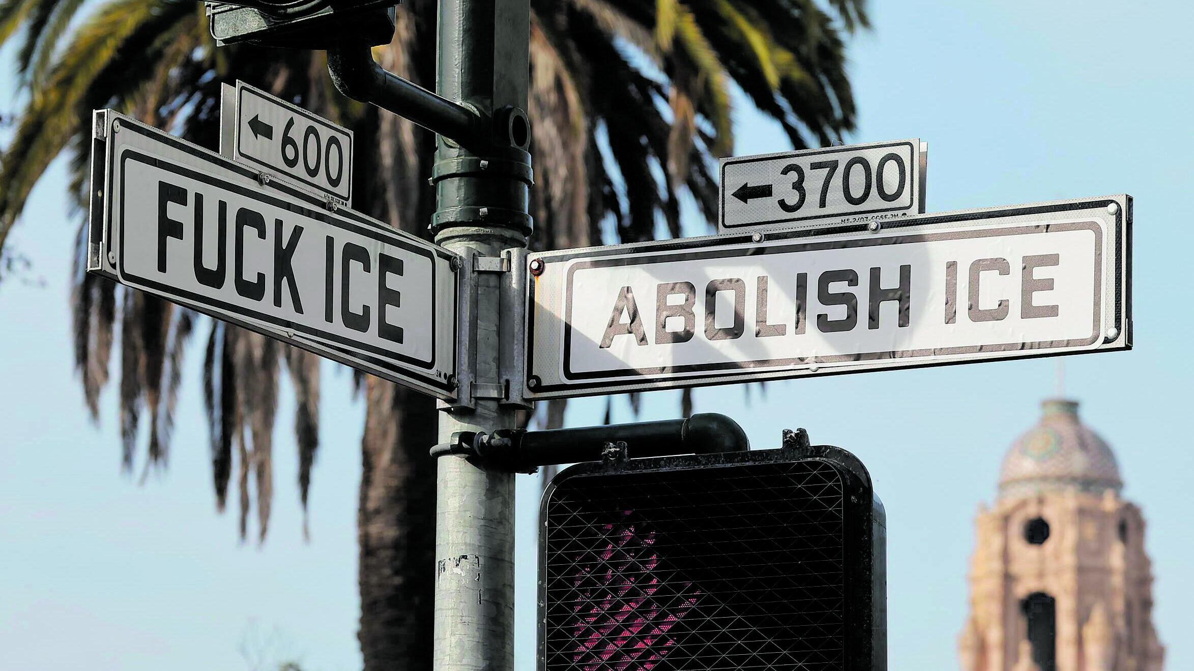 La classe dei commissari nella California sovietica