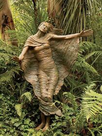 Una foresta magica tra sogno e realtà: l'opera di Bruno Torfs 5