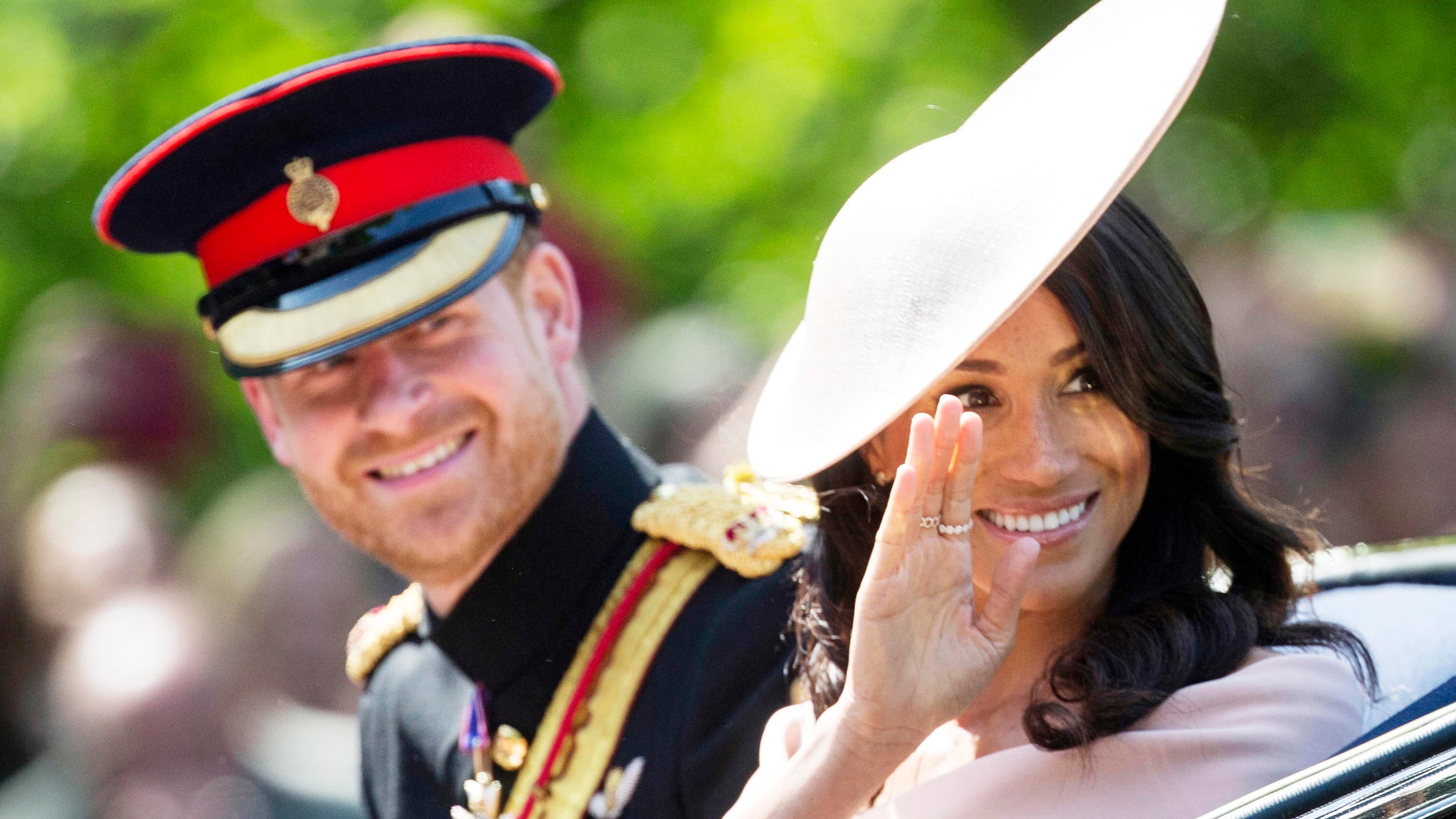 La Gran Bretagna vuole togliere i titoli reali a Harry e Meghan?