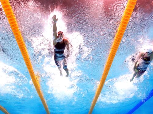 Nuoto, Mondiali: Pellegrini davanti. Peaty, primato nei 50 rana