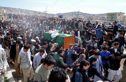 I funerali a Kabul della donna uccisa 4