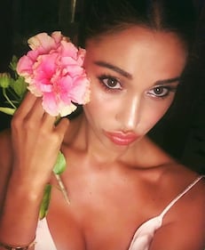 Belen Rodriguez sexy senza trucco 7