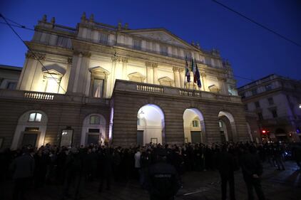Politici e vip alla prima della Scala 4