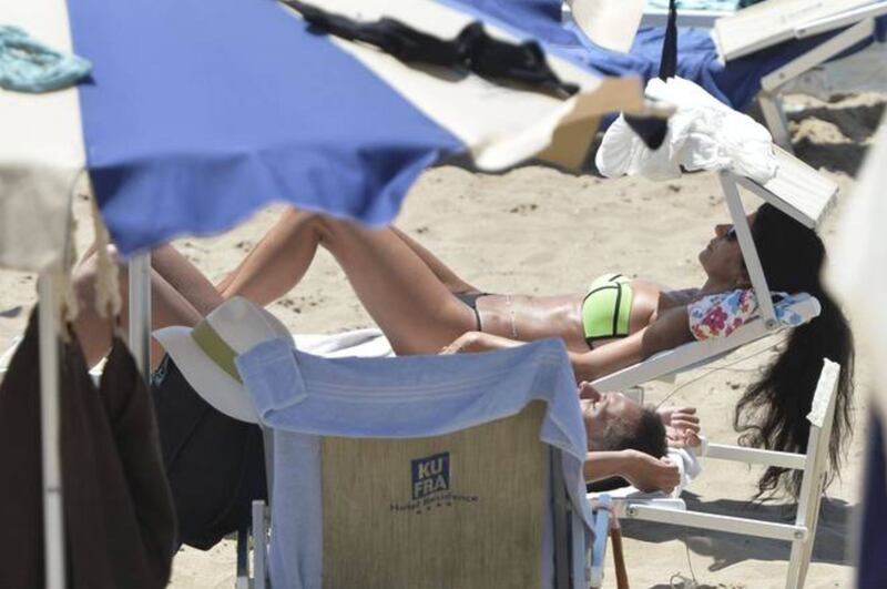 Pamela Prati, fisico perfetto al mare 2