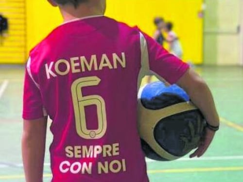 Liam e il suo primo canestro nel nome di papà "Koeman"