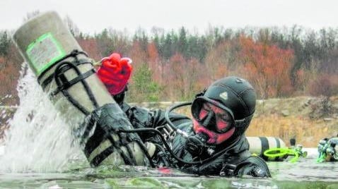 Esplosione del gasdotto Nord Stream: mandato d'arresto per un sub ucraino ma lui è già fuggito grazie a una soffiata