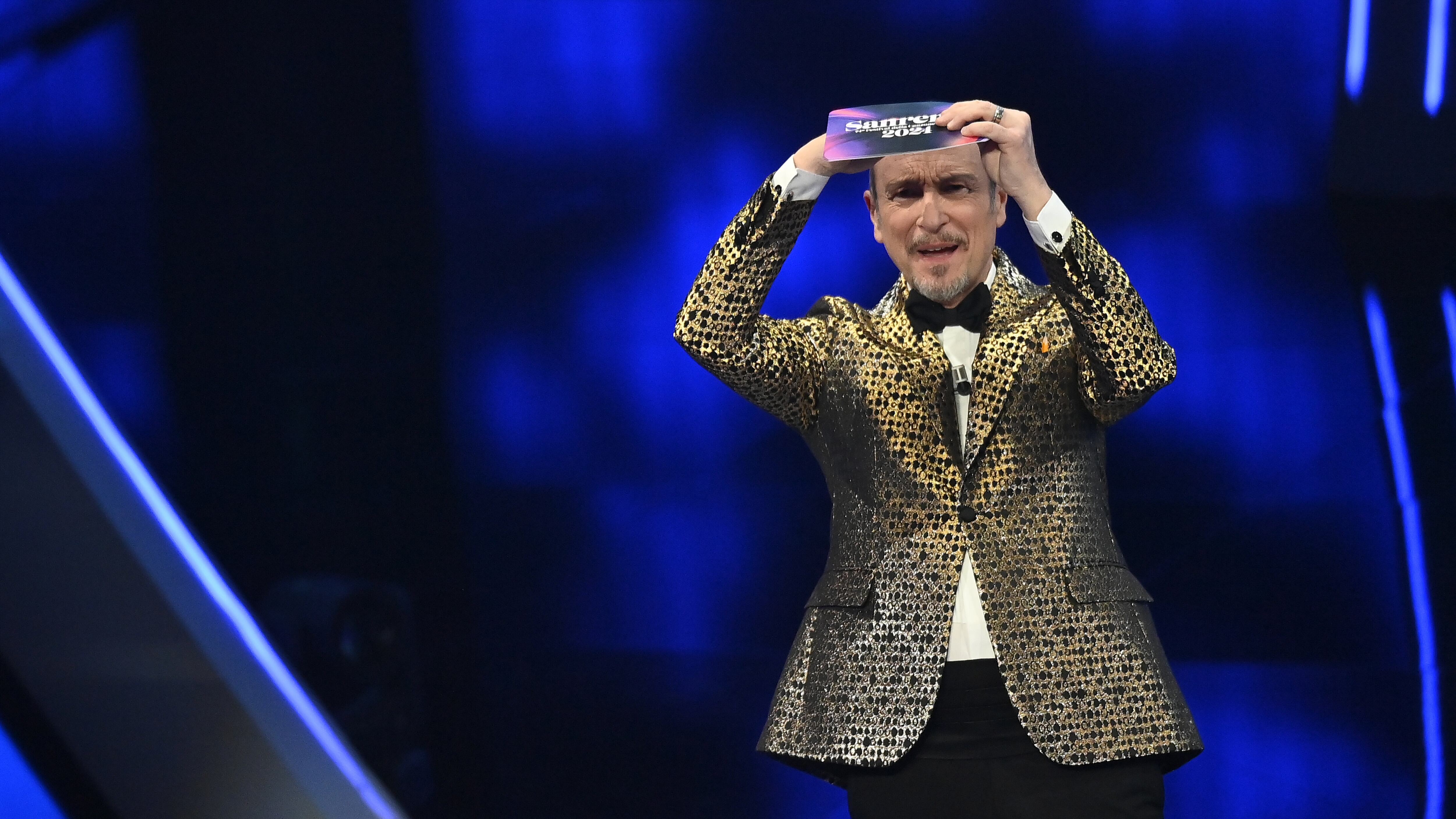 Amadeus s’è rotto le balle, Festival dei pacifisti e Russell Crowe: quindi, Sanremo...