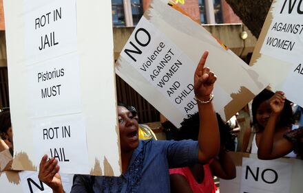 Pistorius davanti ai giudici: l'accusa conferma l'omicidio premeditato 1