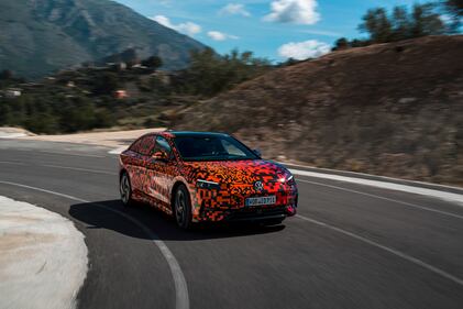 Volkswagen ID.7, guarda la gallery 9