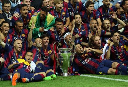Barcellona, la festa con la Coppa 7