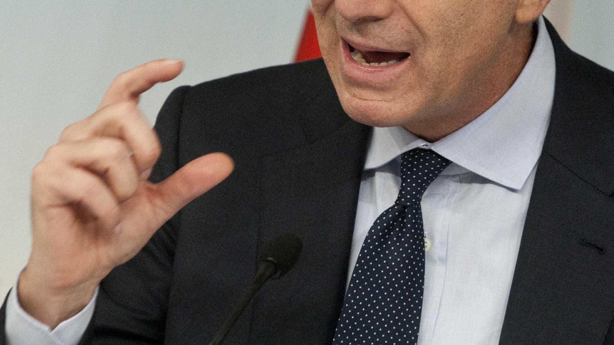 Meno tasse, Passera si accoda: «Ma soltanto dal prossimo anno»