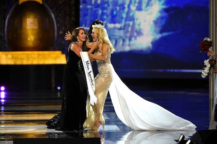 Chi è Cara Mund, la nuova miss America  3