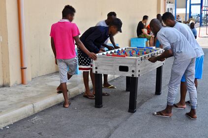 I migranti della Open Arms e della Gregoretti a Pozzallo 8