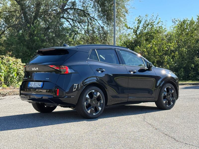 Kia Sportage 2025: guarda la gallery del restyling, confermato anche diesel 15