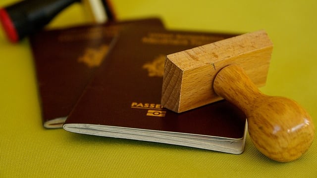 Due passaporti agli altoatesini Vienna spinge per il via libera