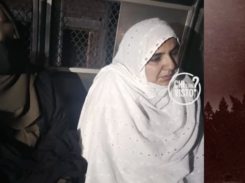 "Lì il delitto d’onore è la normalità". Il Pakistan mostra il volto della madre di Saman