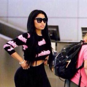 Nicki Minaj e i leggings trasparenti 5