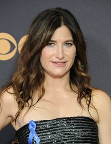 Emmy 2017, attrici hot sul red carpet 15