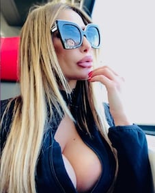 Sarah Altobello provocante su Instagram  1