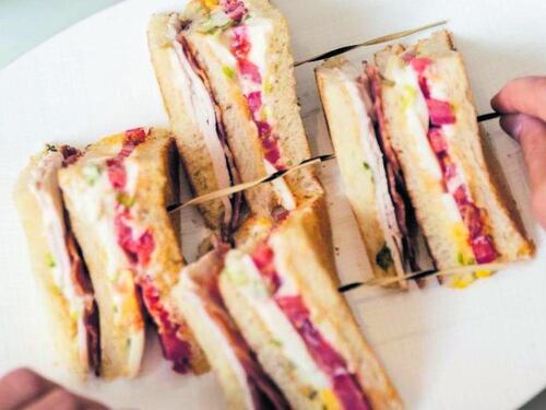 Club Sandwich, il panino che ama vivere in albergo