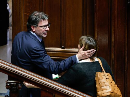 Palazzo Chigi tira dritto e sul Dl aiuti mette la fiducia