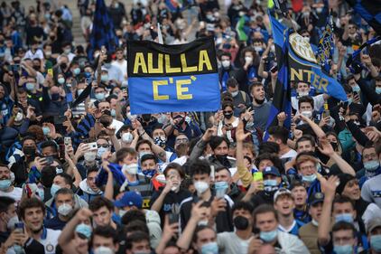 Inter, i festeggiamenti in Piazza Duomo 12
