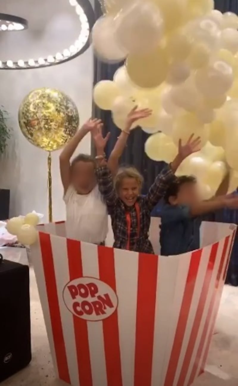 Alessia Marcuzzi, che film la festa per gli 8 anni di Mia 5