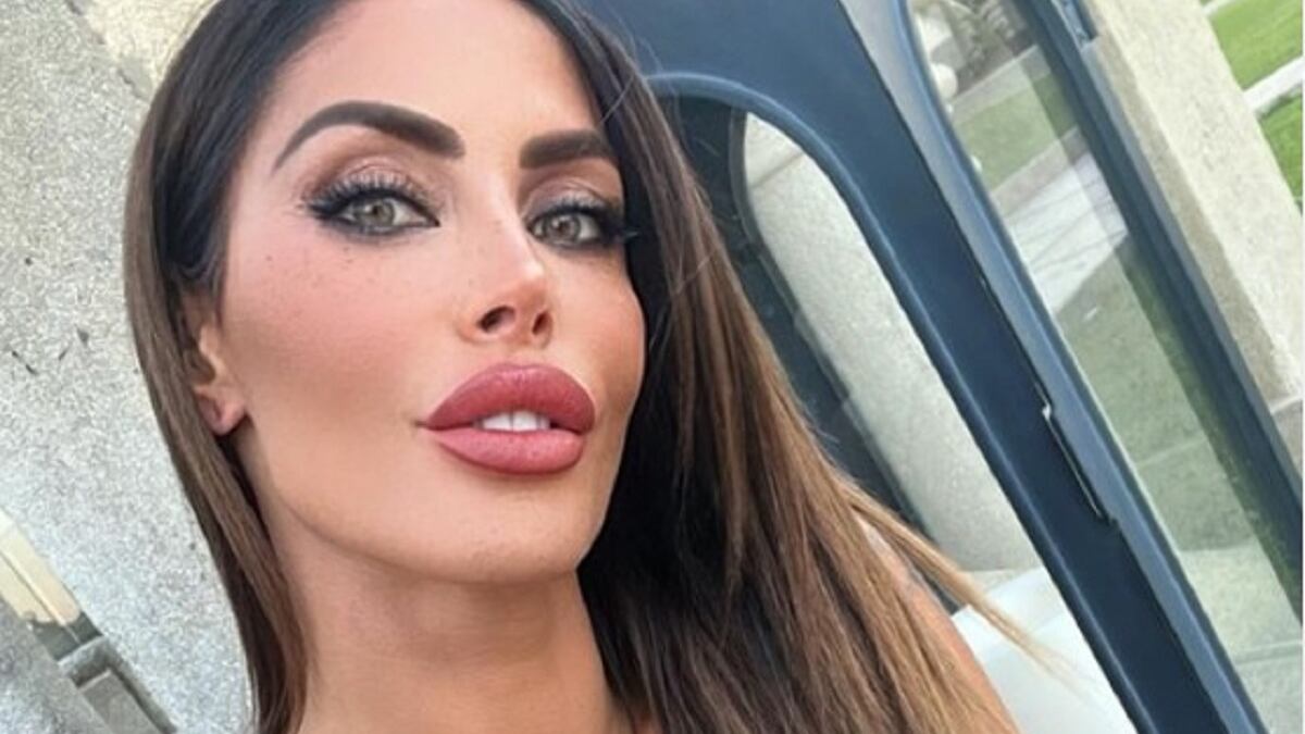 "Troppo sesso". Guendalina Tavassi respinta dal family hotel: cosa è successo
