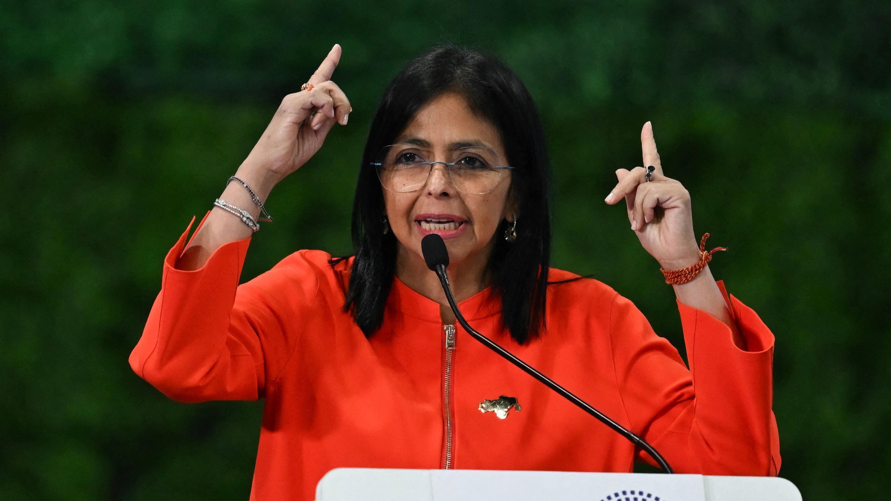 "Dovrà seguire le nostre regole": ecco perché ora Trump punta sulla vice di Maduro