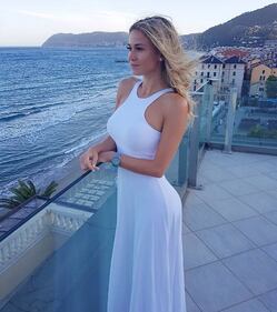 Diletta Leotta sexy in spiaggia 9