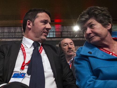 Scontro frontale tra Renzi e la Camusso