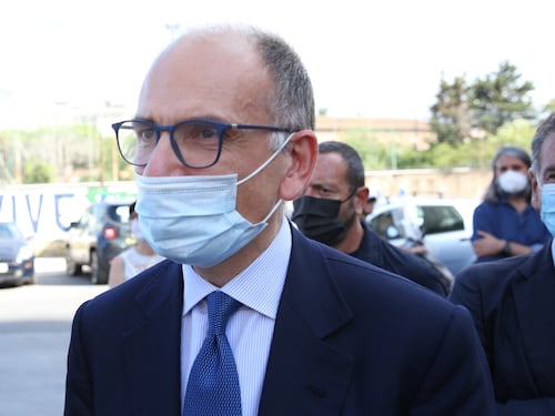 Letta ha i giorni contati: "Non c'è stata spinta..."