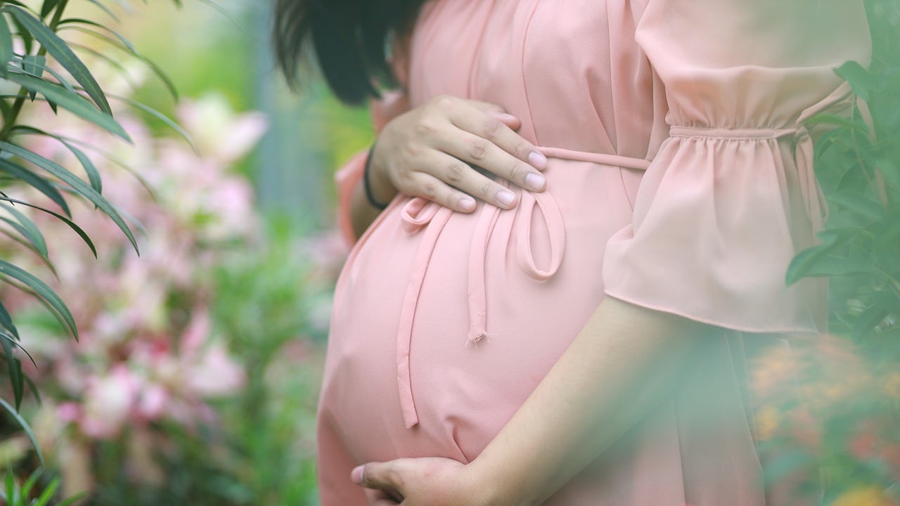 Covid e gravidanza, quali sono i rischi per una donna incinta?